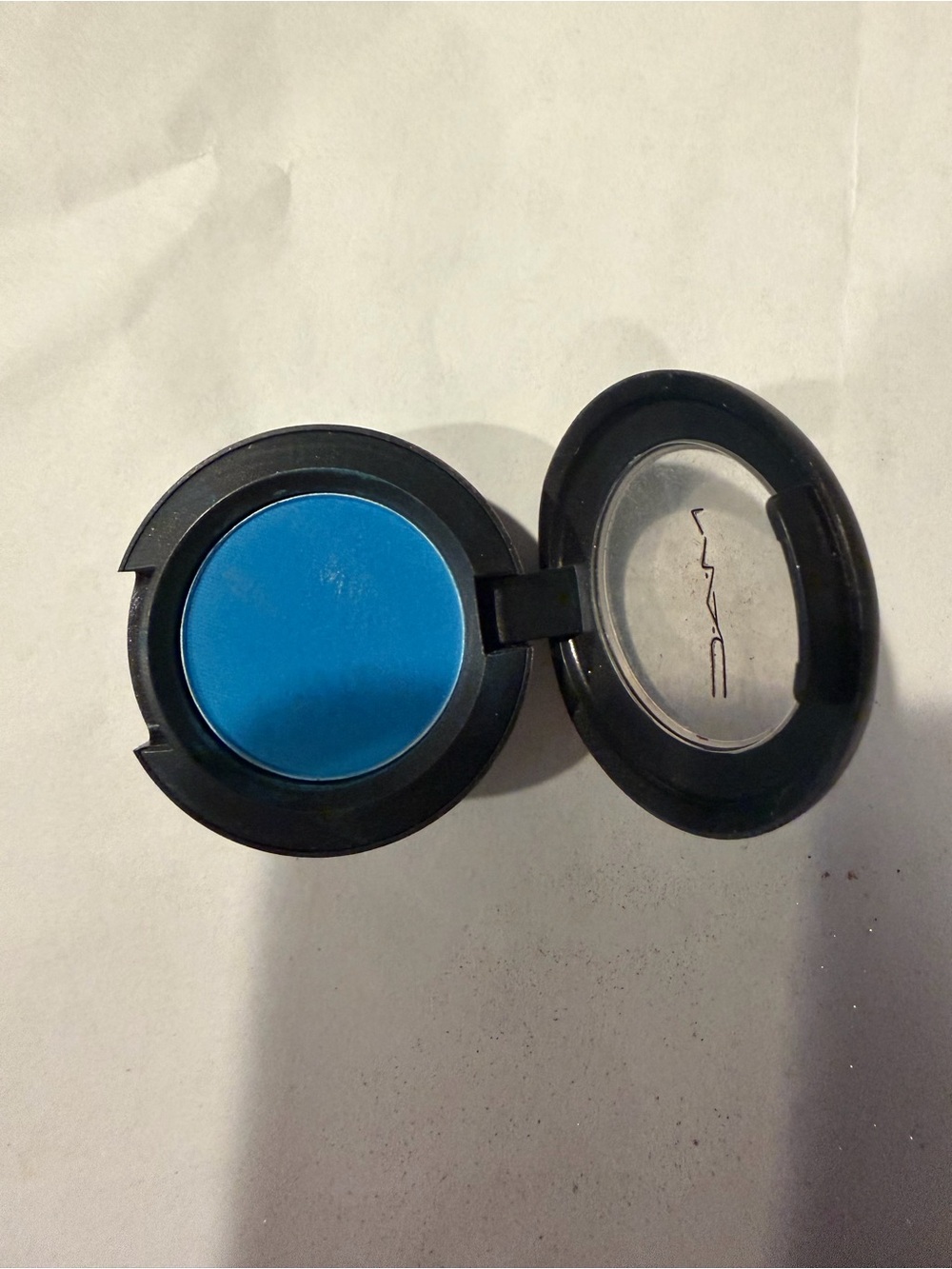 MAC Cosmetics Bold Blue Matte Eyeshadow